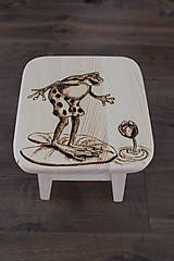 Nábytok - detskýk drevený stolček - 7851837_