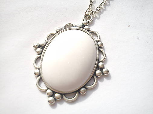 Náhrdelníky - Náhrdelník - Mountain jade biely - 7887236_
