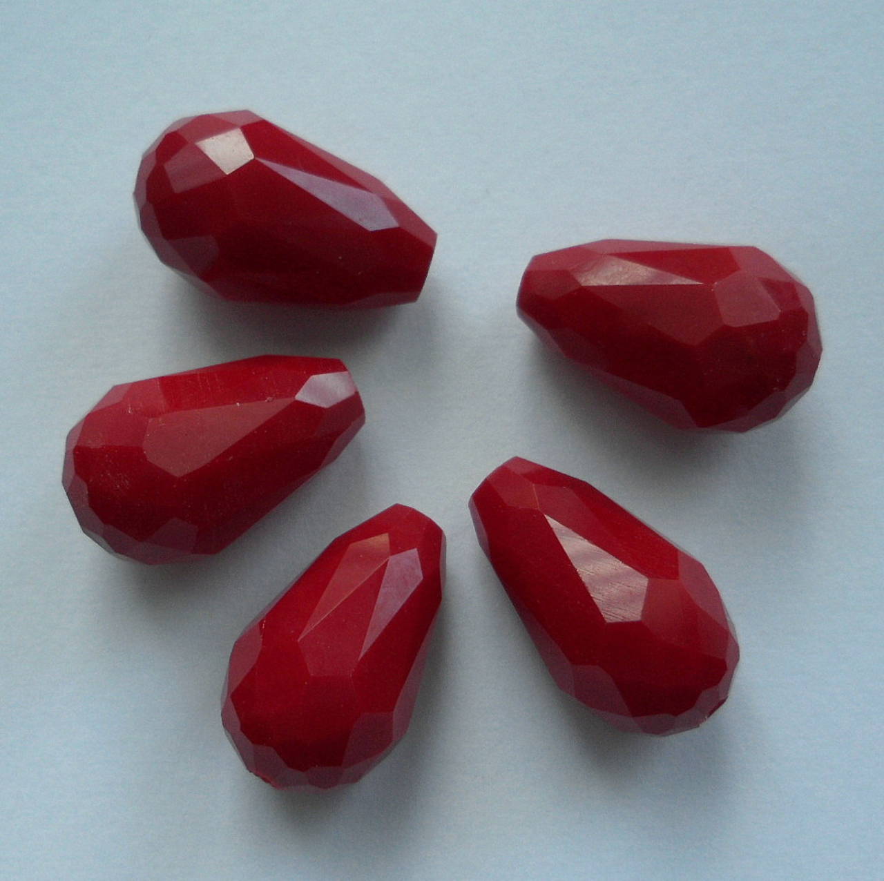 Skl.brús.kvapka 15x10mm-1ks (tm.červená)