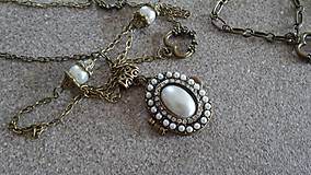 Náhrdelníky - vintage bronzový náhrdelník s perlou - 7945259_