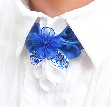 Náhrdelníky - Elegancia a la Chanel - kráľovská modrá / modrý folk náhrdelník pod golier - 7972972_