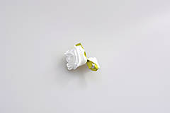 Svadobné pierka - Pierko biele ruža (bielo-zelené) - 7990749_