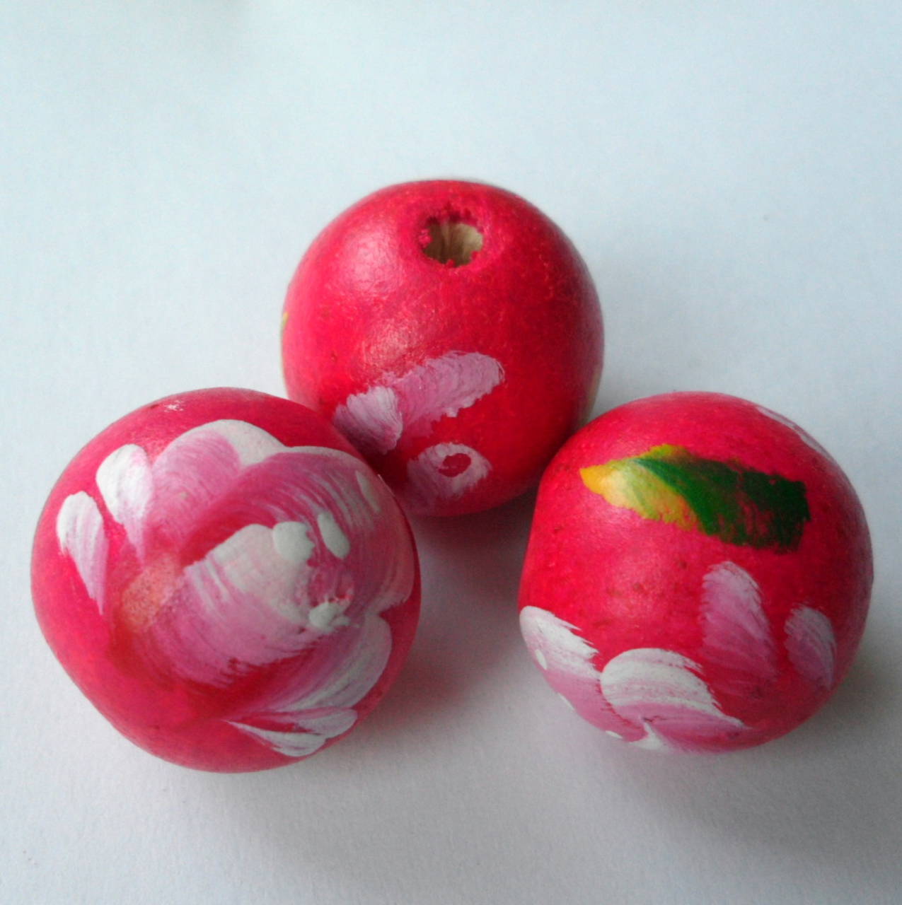 Drevené korálky 18mm-1ks (ruž.červená)