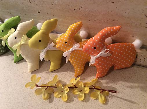 Dekorácie - jarné farebné zajačiky - 8017287_