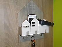 Nábytok - domčekový vešiak na kľúče 3 - 8019282_
