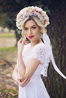 Šaty - Svadobné šaty s korálkovou krajkou a sukňou v Á-čkovom strihu - 8030603_