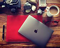 Na notebook - Kožené púzdro na Macbook Air 13 s filcom-červené - 8103255_