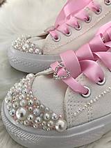 Ponožky, pančuchy, obuv - Ručné zdobené svadobné tenisky :) Pink :) - 8142570_