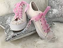 Ponožky, pančuchy, obuv - Ručné zdobené svadobné tenisky :) Pink :) - 8142573_