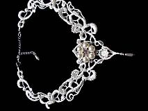 Náhrdelníky - svadobný náhrdelník s perličkami a štrasom - 8201466_