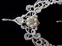 Náhrdelníky - svadobný náhrdelník s perličkami a štrasom - 8201469_
