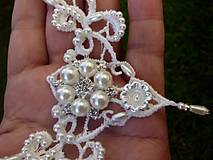 Náhrdelníky - svadobný náhrdelník s perličkami a štrasom - 8201473_