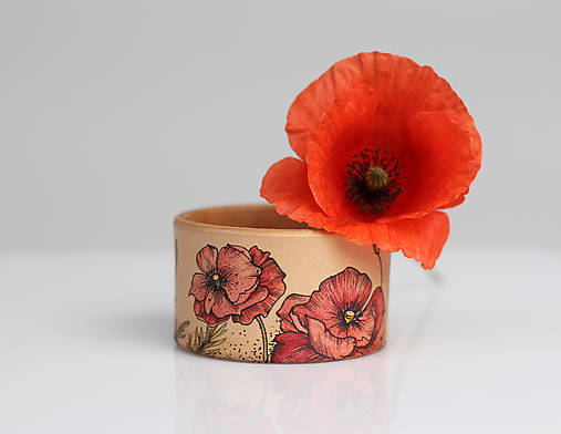 Ručne maľovaný kožený náramok "Vlčie maky"