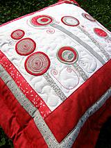 Úžitkový textil - "V krajine zázrakov" - vankúše, šedo - červené prevedenie - 8240277_
