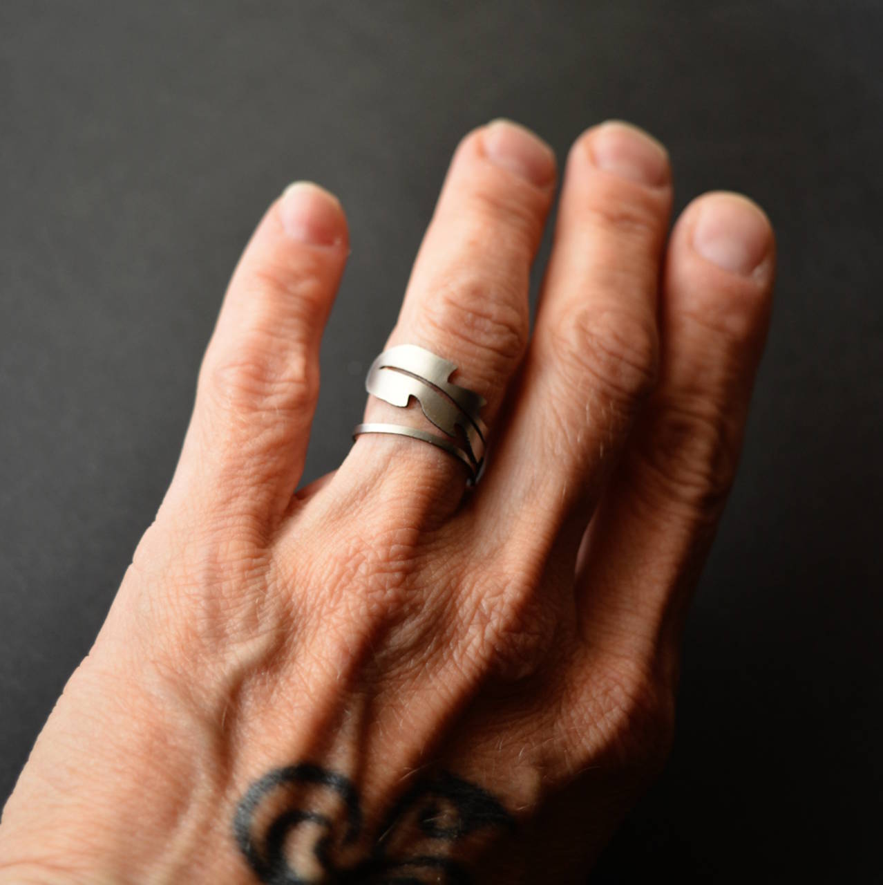 Nerezový prsteň list púpavy nastaviteľný