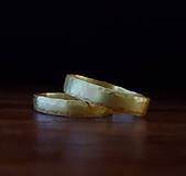 Prstene - Satin & hammer II wedding bands - 8312985_