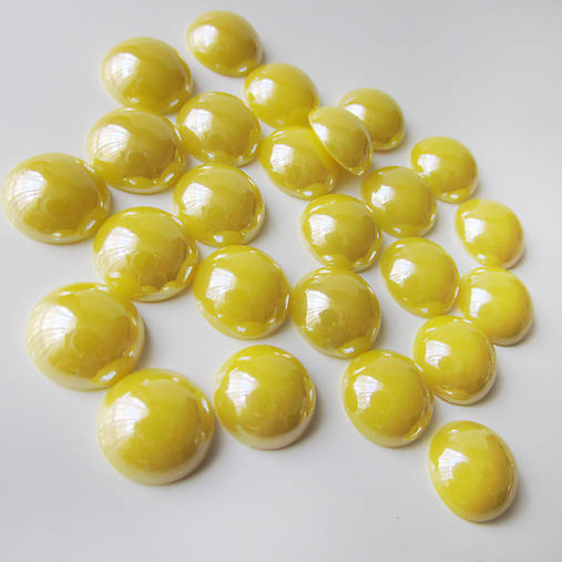 Sklenený perleťový kabošon / kruh 11-12mm (Kyslý citrón)