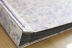 Papiernictvo - Fotoalbum klasický polyetylénový obal s potlačou jemných kvetiniek  - 8323759_