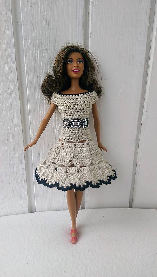  - Háčkované béžové šaty pre Barbie - 8332563_