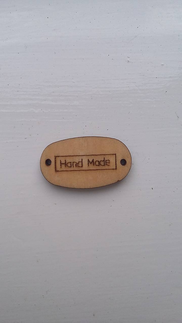 G104 Gombík drevený (Hand Made 2,5 x 1,3 cm)