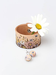 Náramky - Kvetinová lúka - ručne maľovaný kožený náramok s náušnicami - 8380499_