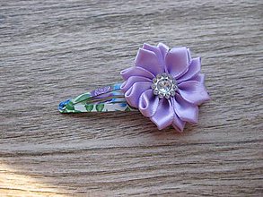 Ozdoby do vlasov - Pukačka s textilným kvietkom (fialovým kvetom č.1061) - 8394335_