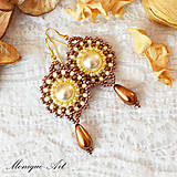 Náušnice - Hnedé náušnice s perlami a pozláteným háčikom - 8415327_