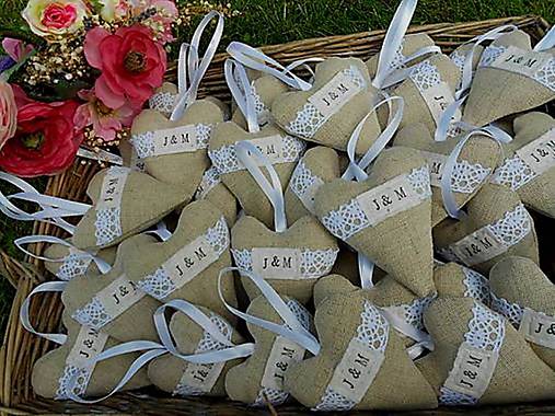 Darčeky pre svadobčanov - Levanduľové natur srdiečka I&M, pre IVANKU - 8414376_