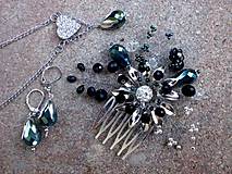 sada - hrebienok, náhrdelník, náušnice - čierno -zelená