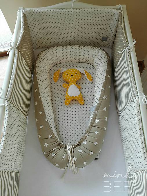 Hniezdo pre novorodenca - hviezdy/béžová+bodky
