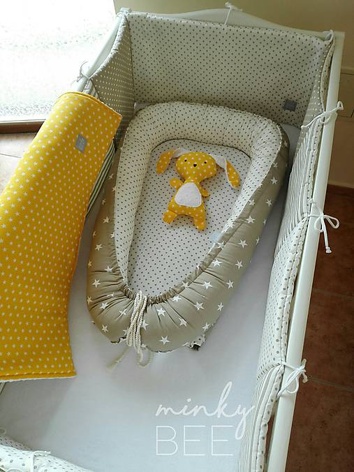 Hniezdo pre novorodenca - hviezdy/béžová+bodky