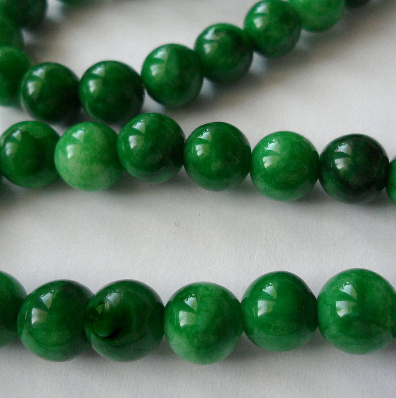 Jadeit 8mm-1ks (zelená)