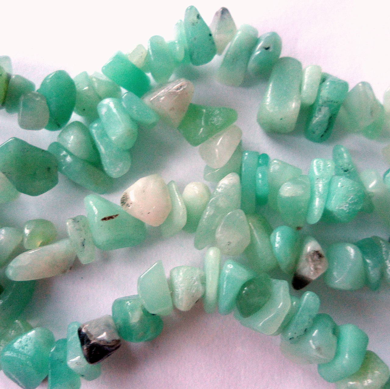 Minerály-zlomky-návlek (Amazonit-40cm)