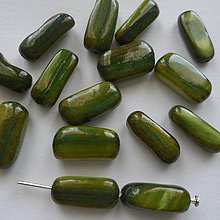 Korálky - Nugeta perleťová 5x15mm-1ks (zelená) - 8490045_