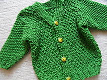 Detské oblečenie - svetríček trávičkovej farby - 8488499_