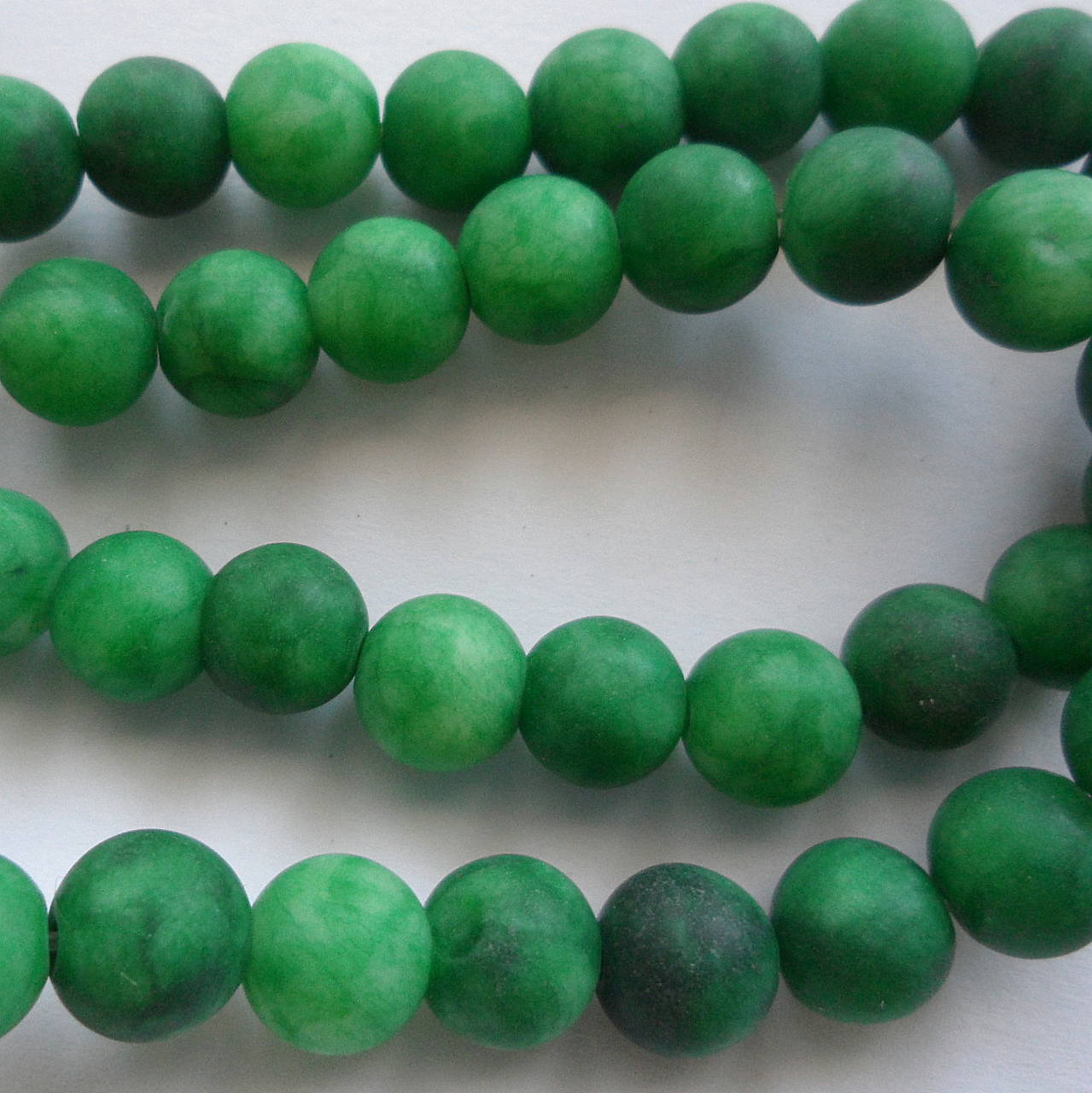 Jadeit matný 8mm-1ks (zelená)