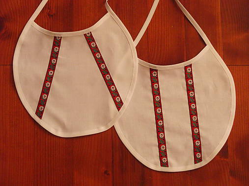 Iné doplnky - Č.11 Folklorne podbradníky s červenou stuhou 18mm - 8509391_