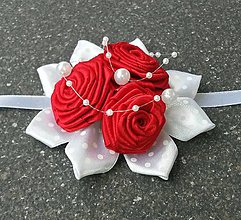 Svadobné pierka - Náramok pre družičku červenobiely ružičky perkličky - 8531818_
