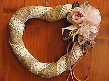 Dekorácie - Jutové vintage srdce s pudrovoružovými kvetmi - 8532584_