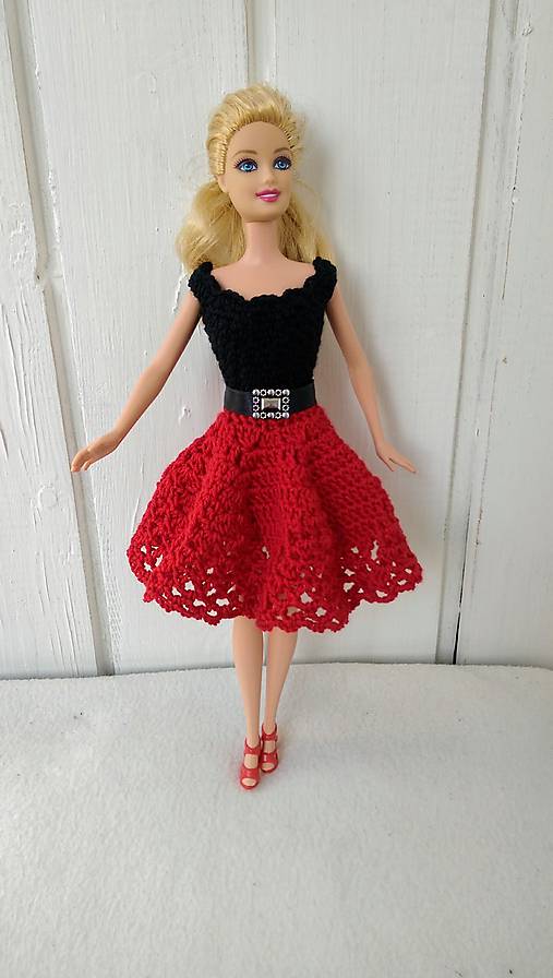  - Háčkované červenočierne šaty pre Barbie  - 8540015_