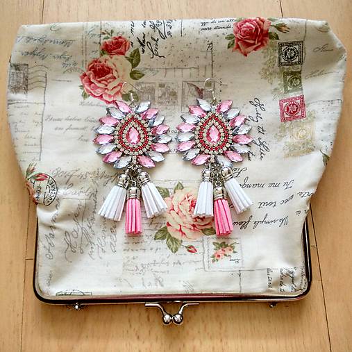 Náušnice - Krásne ružovo-biele náušničky :) - 8541130_