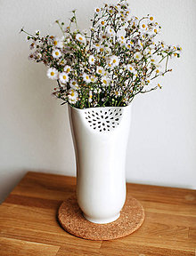 Dekorácie - White Flower (porcelánová váza) - 8546599_