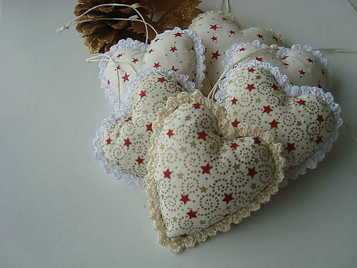 Dekorácie - Vianočné srdiečka na stromček ako ozdoba - 8549575_