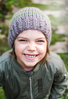Detské čiapky - Zimná čapica ... zelené pásy - 8554346_