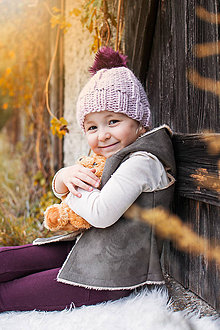 Detské čiapky - Jesenno - zimná čiapočka s fialovým brmbolcom - 8568516_