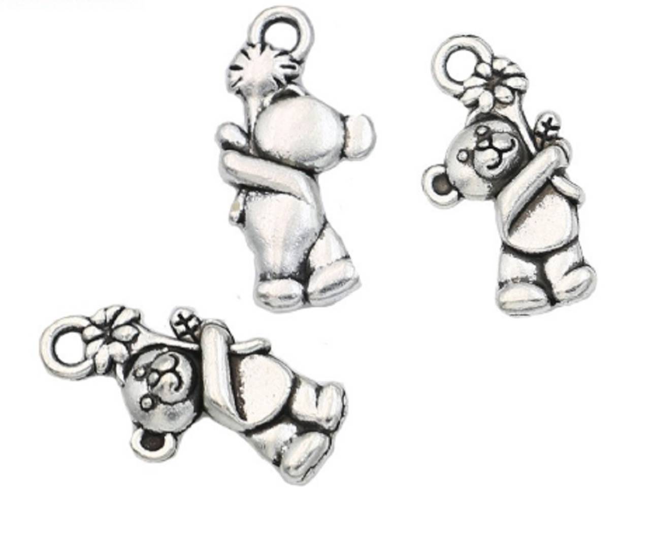 PR102 Prívesok strieborný macko 1,9 x 1,0 cm