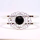 Elegant Garnet Bangle Bracelet / Obručový náramok s granátom v striebornom prevedení /0486