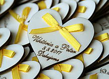 Darčeky pre svadobčanov - Svadobné magnetky srdiečko s mašličkou žltou - 8602010_