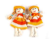 Textilná bábika 8cm - oranžovožltá