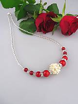 Náhrdelníky - náhrdelník "ruža" z koralu, perál, striebra a krištálu - 8658300_